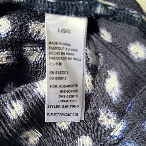 NWT Sisstrevolution Shoal Bay Woven Romper Size L - Picture 14 of 15